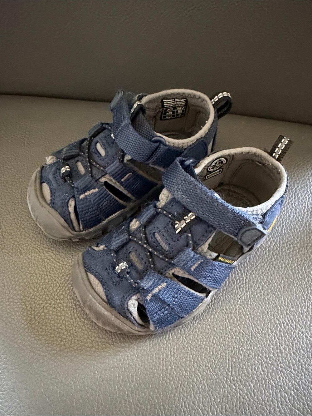 Keen toddler sandals - size 5